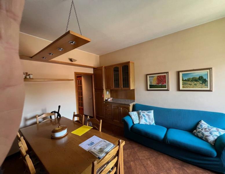 appartamento in vendita a Merate in zona Sartirana