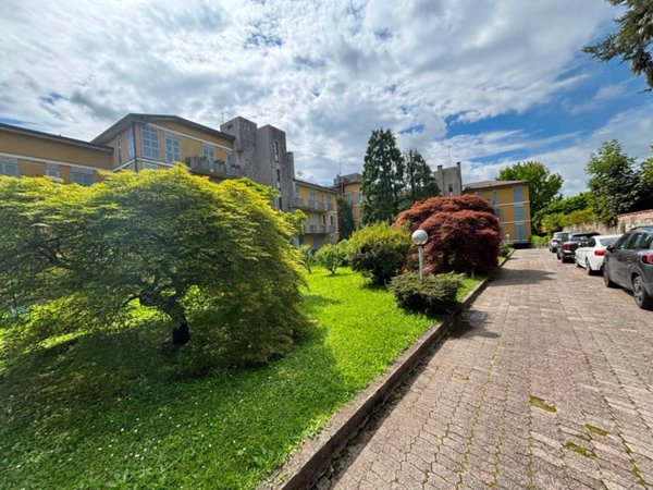 appartamento in vendita a Merate