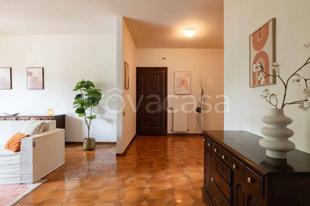 appartamento in vendita a Merate