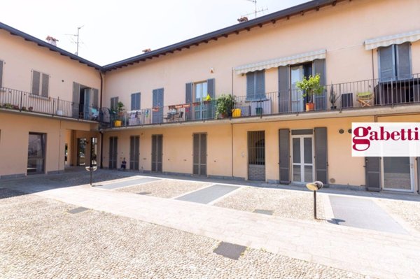 negozio in vendita a Merate