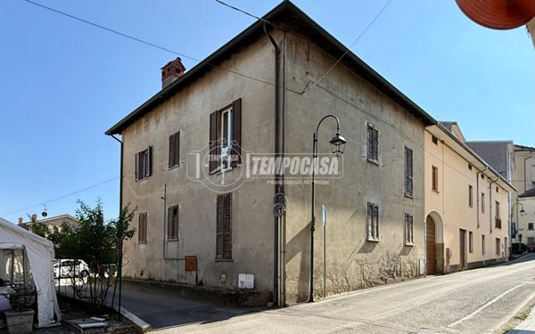 appartamento in vendita a Merate
