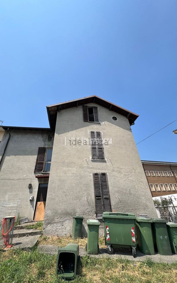 appartamento in vendita a Merate