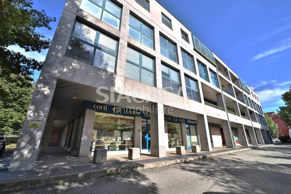 ufficio in vendita a Merate