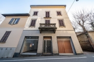 appartamento in vendita a Merate