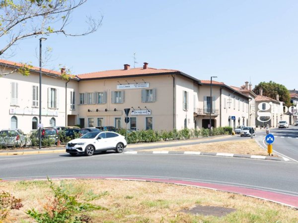 negozio in vendita a Merate