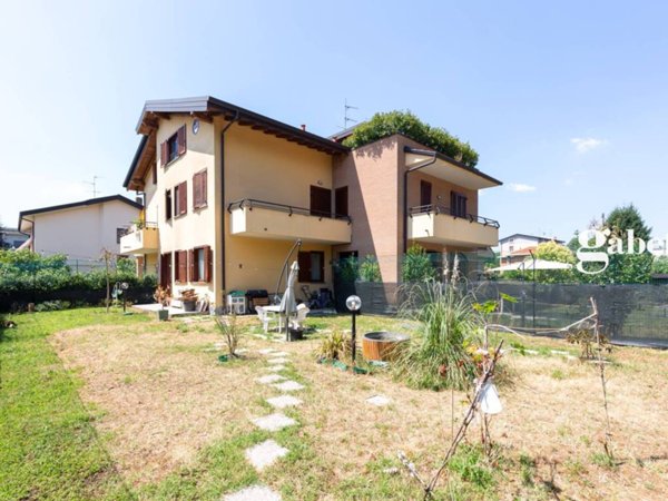 appartamento in vendita a Merate