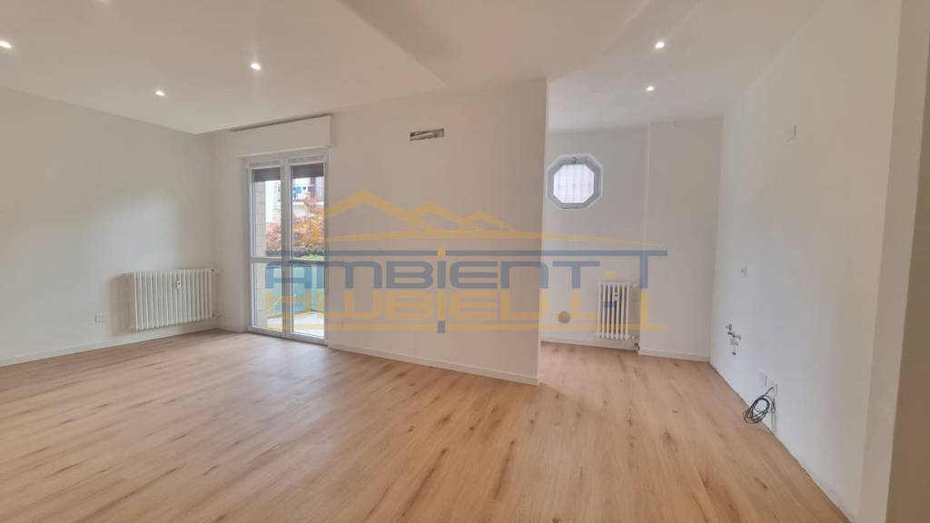 appartamento in vendita a Merate