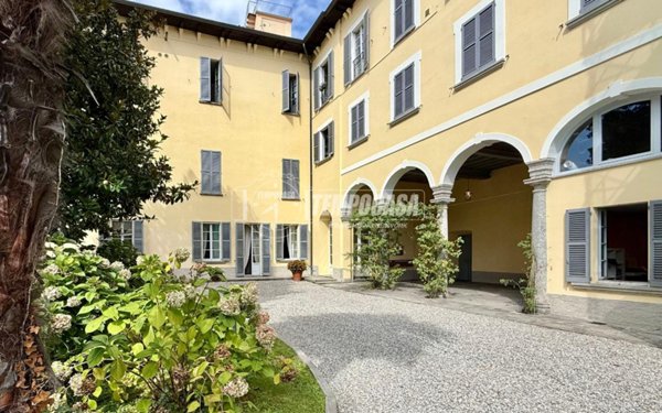 appartamento in vendita a Merate