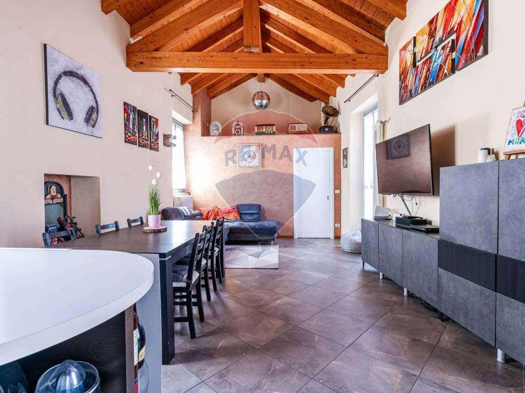 appartamento in vendita a Merate