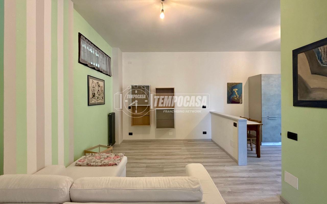 appartamento in vendita a Merate