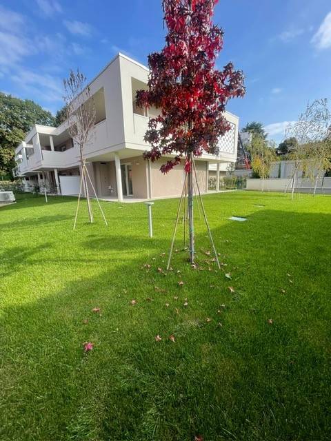 appartamento in vendita a Merate in zona Sartirana
