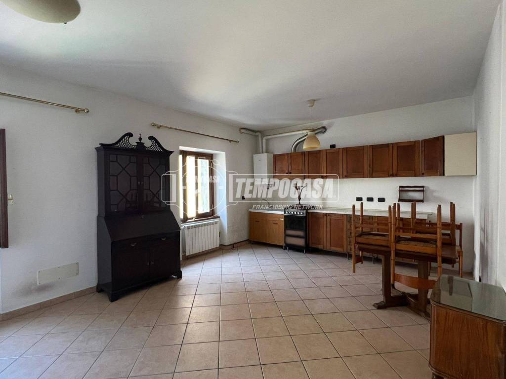 appartamento in vendita a Merate