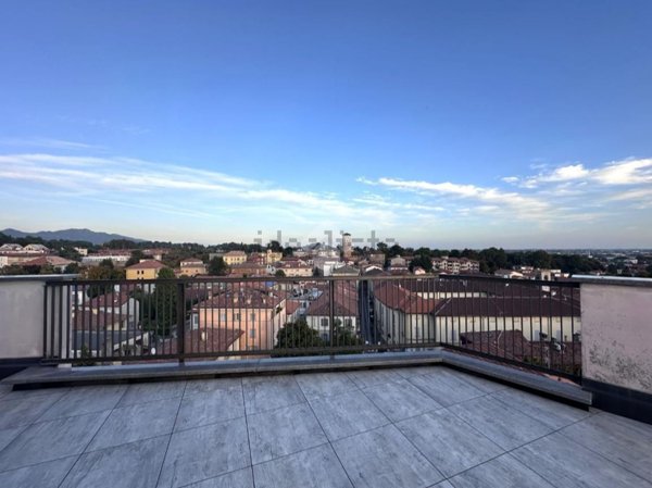 appartamento in vendita a Merate
