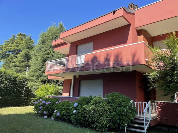 appartamento in vendita a Merate