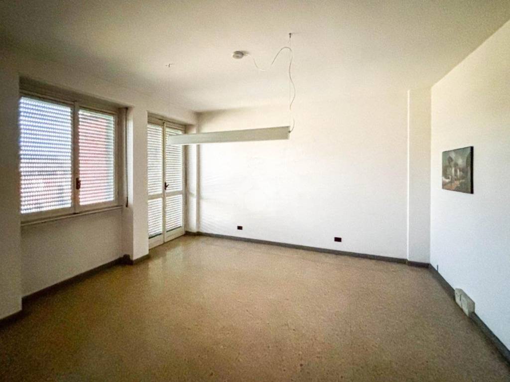 ufficio in vendita a Merate