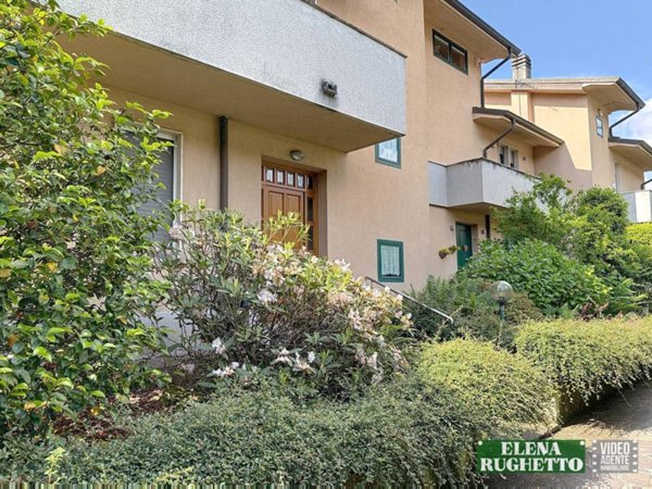 casa indipendente in vendita a Merate