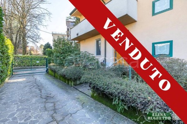 casa indipendente in vendita a Merate