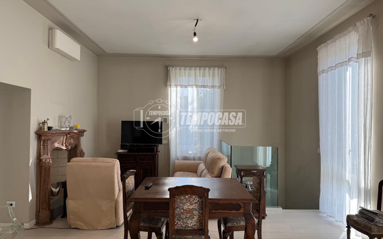 appartamento in vendita a Merate