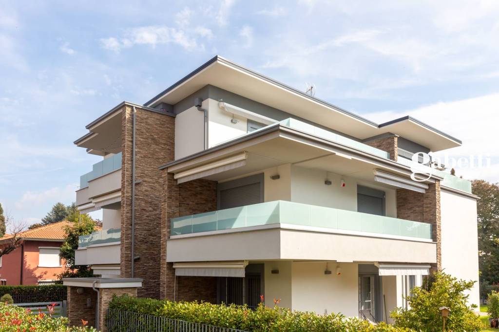 appartamento in vendita a Merate