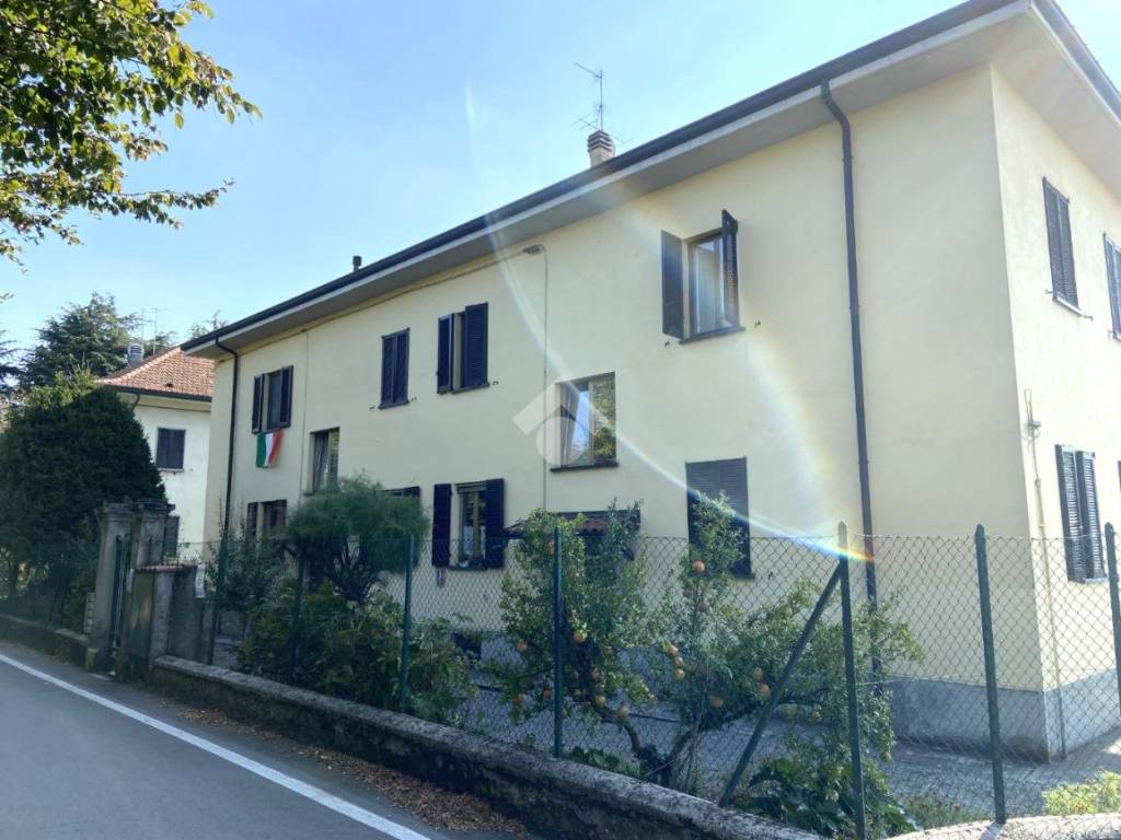 appartamento in vendita a Merate