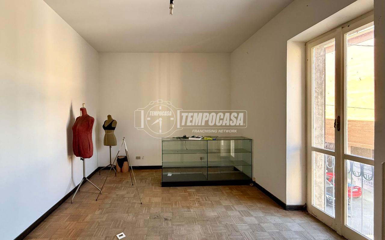 casa indipendente in vendita a Merate