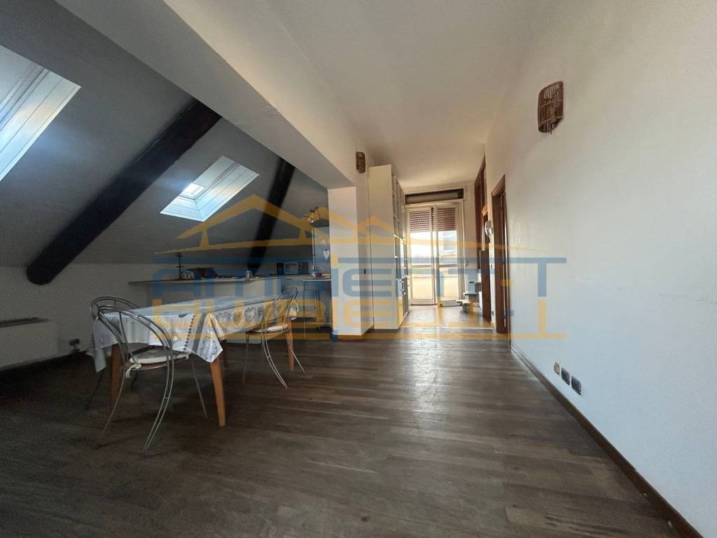 appartamento in vendita a Merate