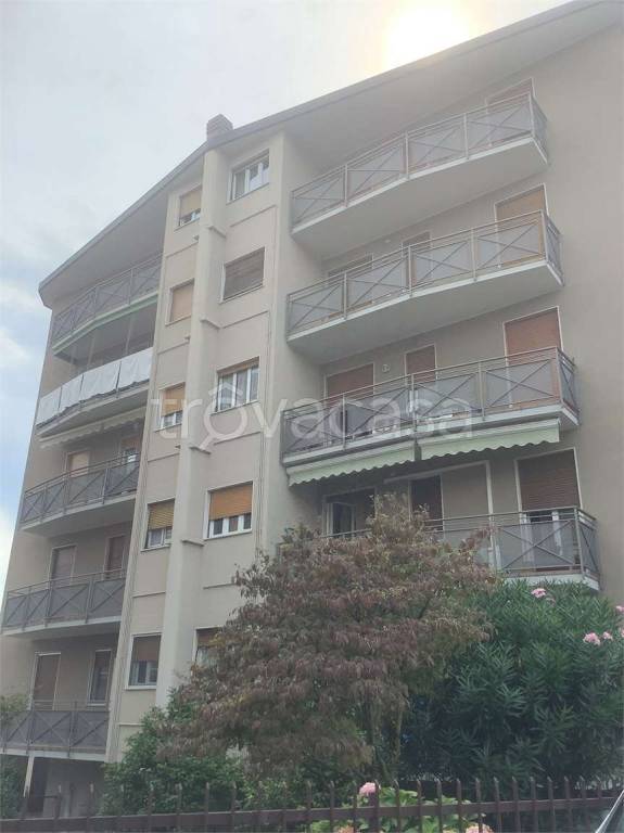 appartamento in vendita a Merate