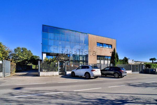 ufficio in vendita a Merate