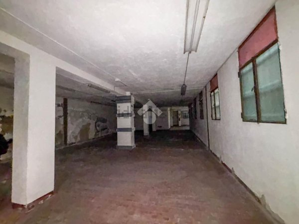 locale di sgombero in vendita a Merate