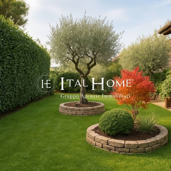 casa indipendente in vendita a Merate