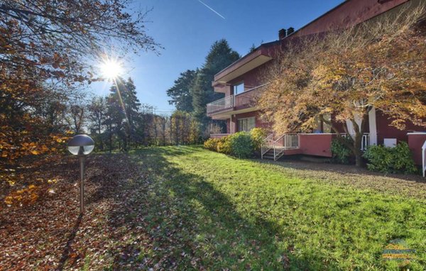 appartamento in vendita a Merate in zona Sartirana