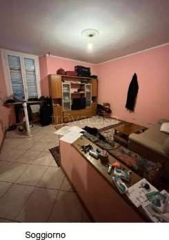 appartamento in vendita a Merate in zona Brugarolo