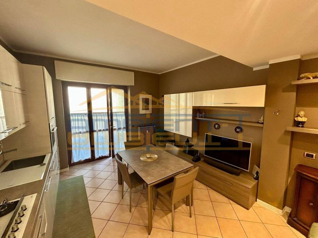 appartamento in vendita a Merate