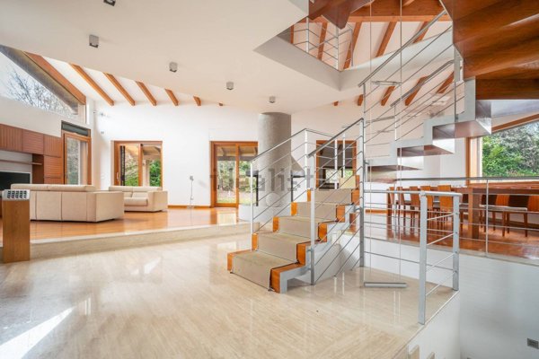 casa indipendente in vendita a Merate