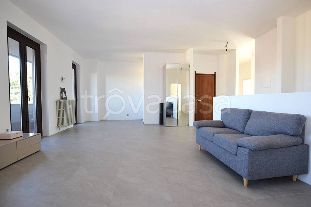 appartamento in vendita a Merate