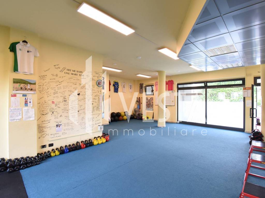 negozio in vendita a Merate