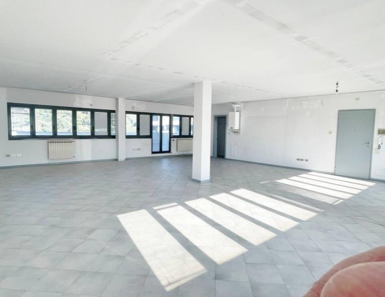 appartamento in vendita a Merate