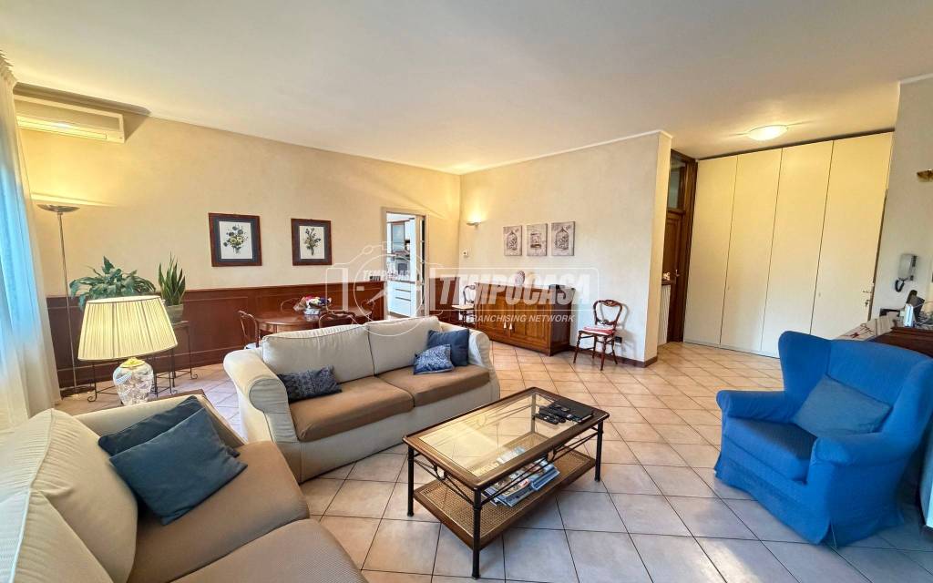 casa indipendente in vendita a Merate