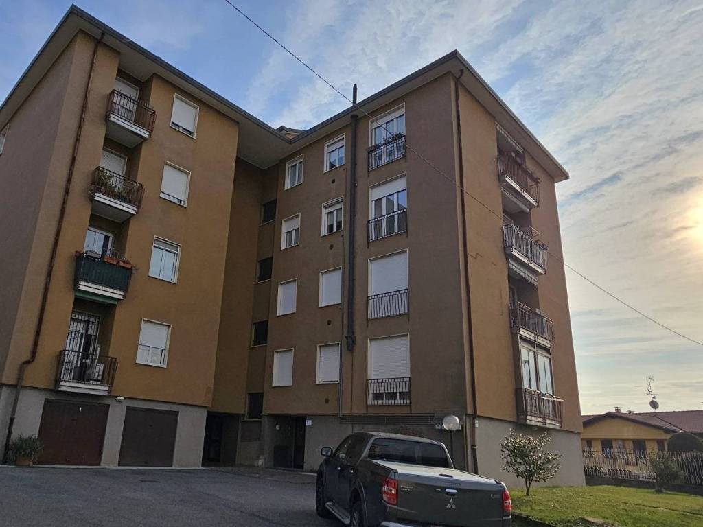 appartamento in vendita a Merate