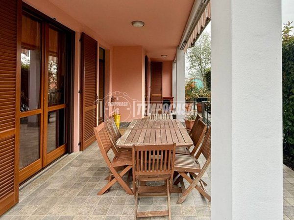 casa indipendente in vendita a Merate