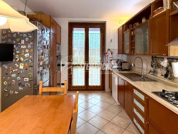 casa indipendente in vendita a Merate
