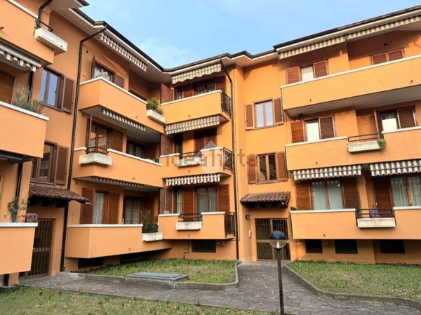 appartamento in vendita a Merate