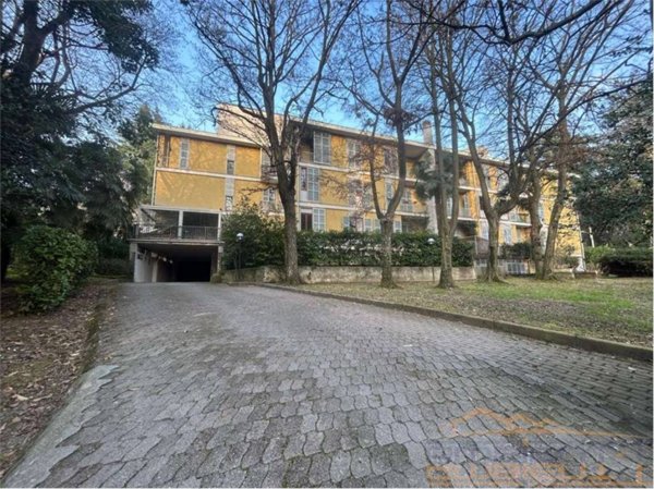 appartamento in vendita a Merate