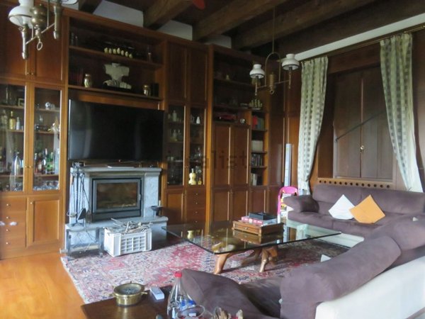 casa indipendente in vendita a Merate