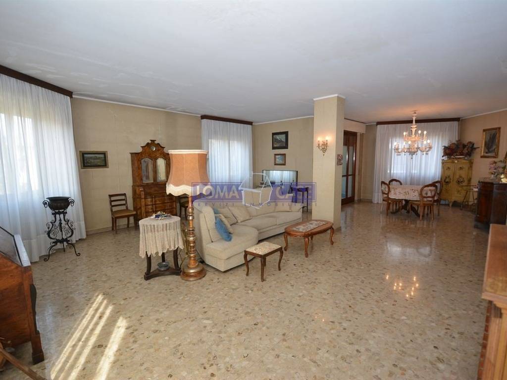 appartamento in vendita a Merate