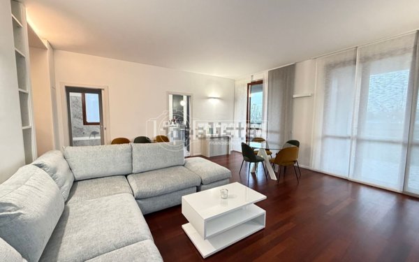 appartamento in vendita a Merate