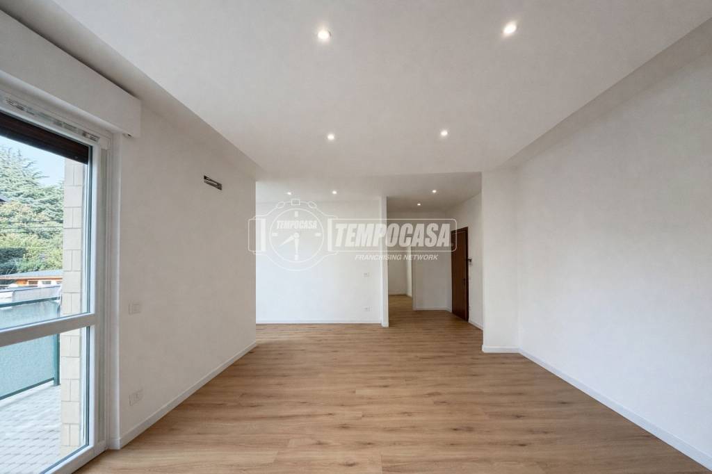 appartamento in vendita a Merate