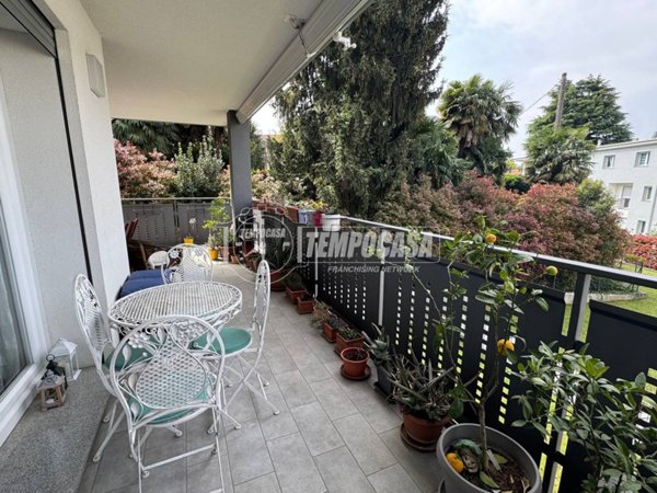 appartamento in vendita a Merate in zona Cassina Fra Martino
