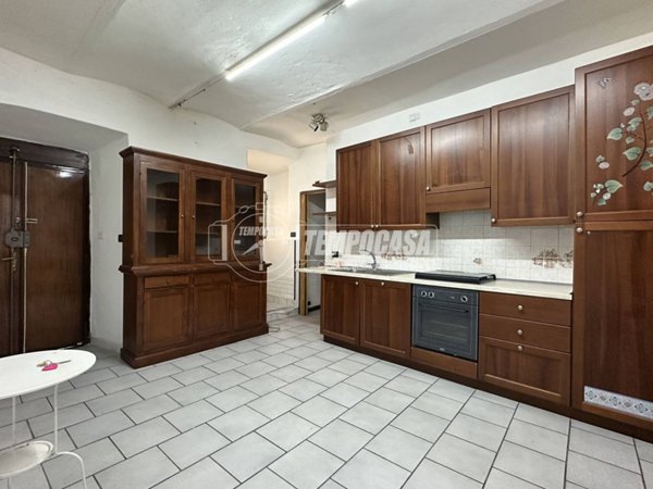 appartamento in vendita a Merate in zona Cassina Fra Martino