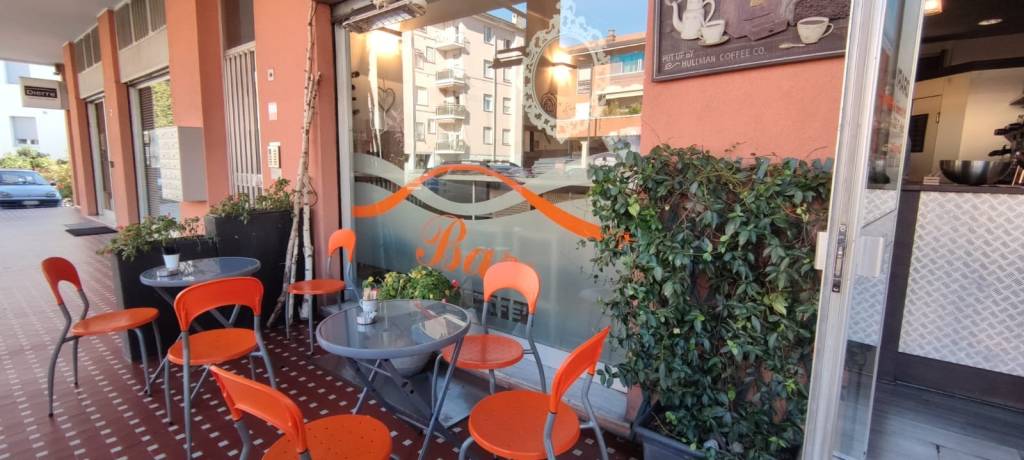 negozio in vendita a Merate